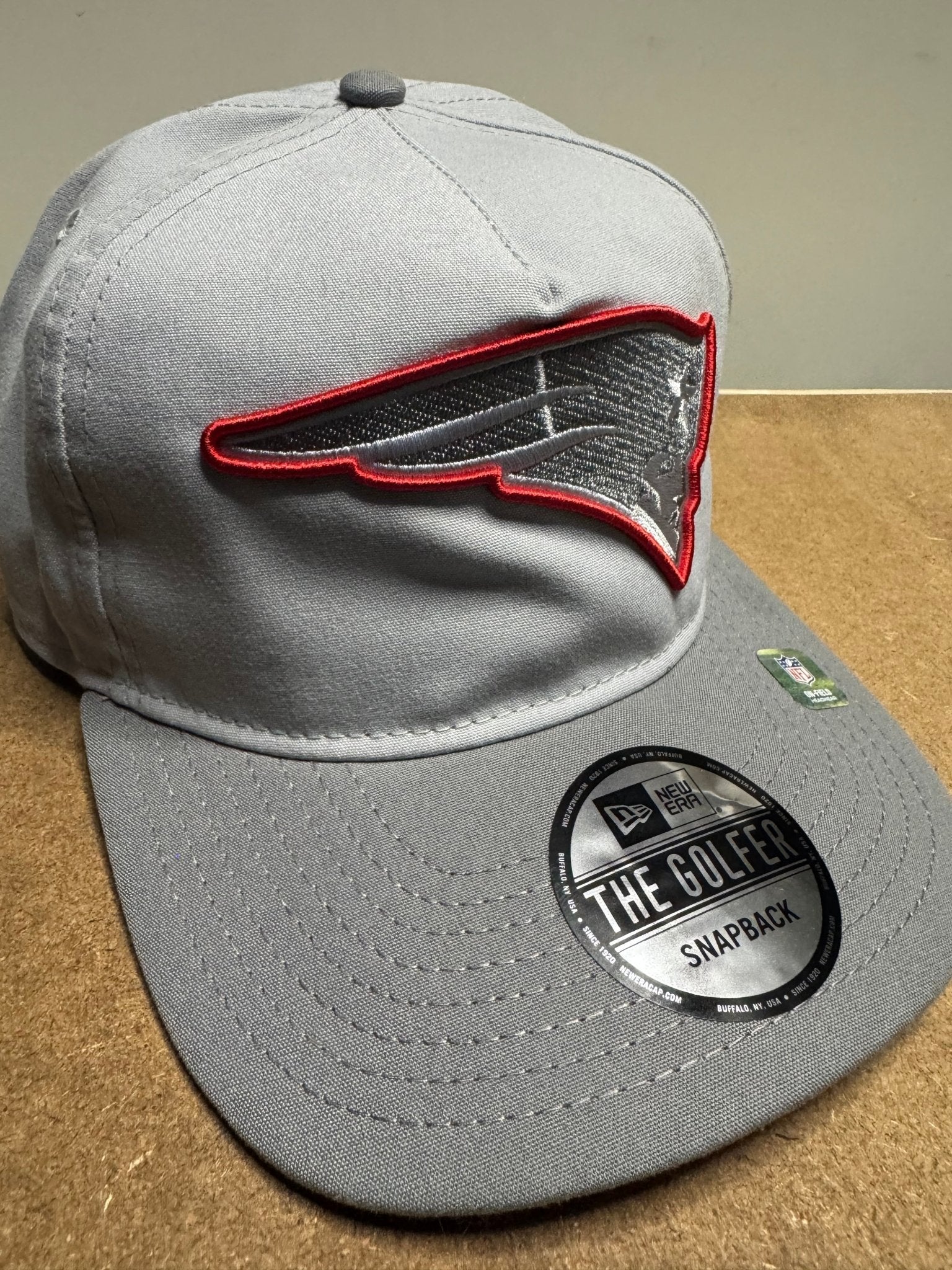 New England Patriots New Era 2024 NFL Training Camp Golfer Snapback Hat - ExclusiveCrowns