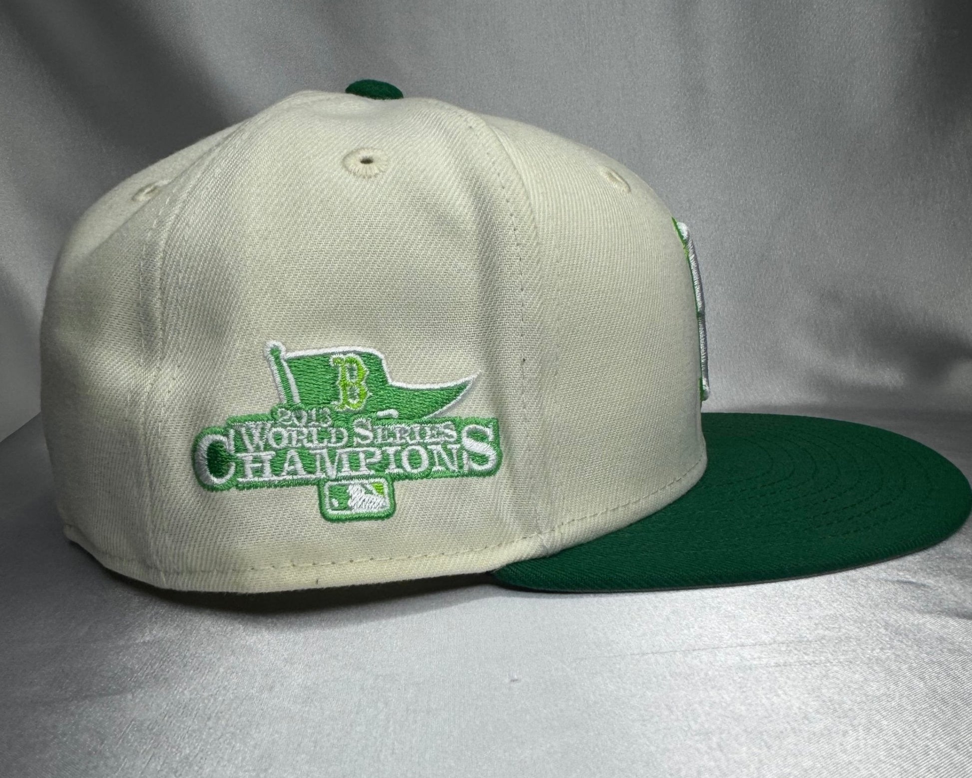 New Era 59FIFTY Boston Red Sox Fitted 7 1/4 - ExclusiveCrowns