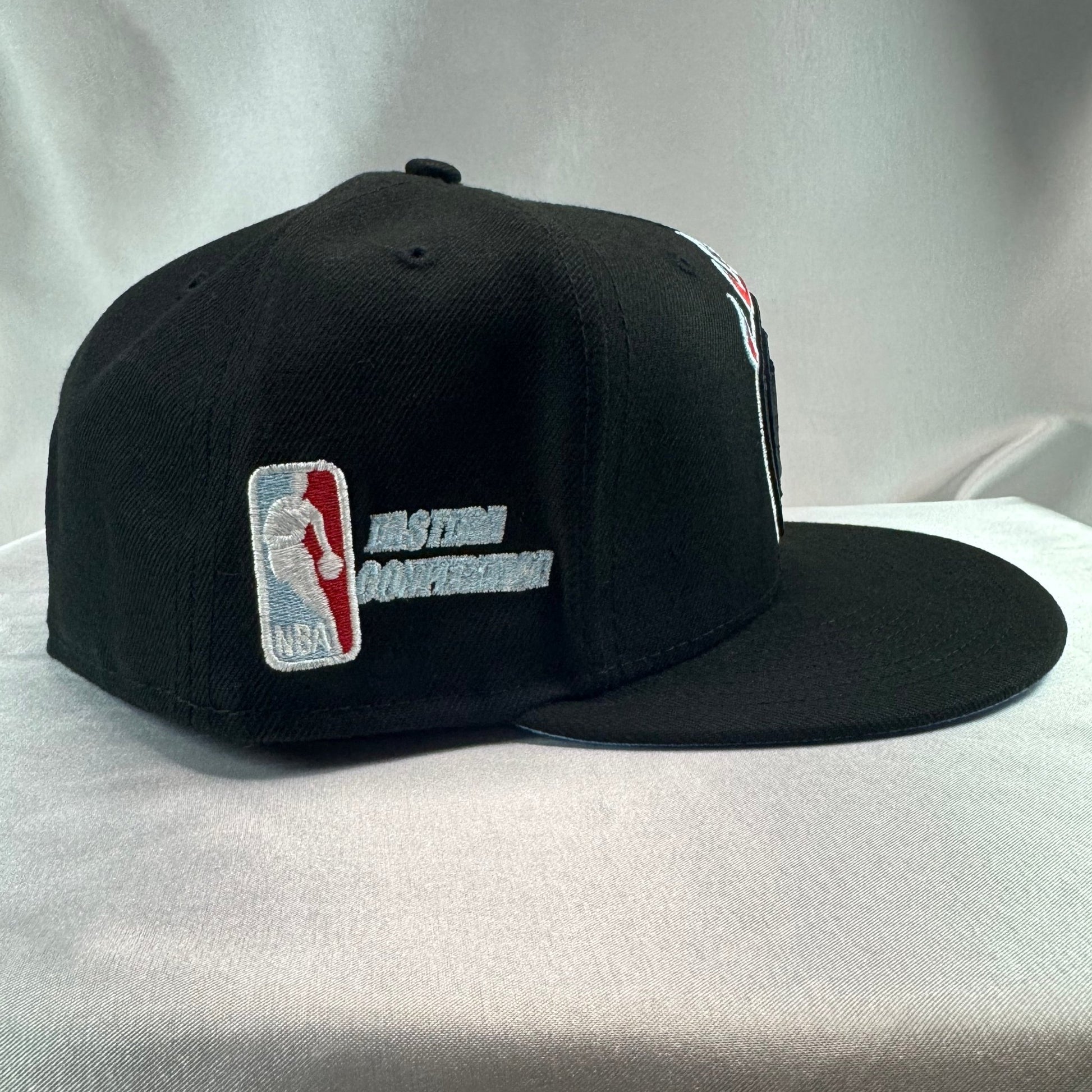 New Era 59FIFTY Brooklyn Nets Fitted 7 3/8 - ExclusiveCrowns