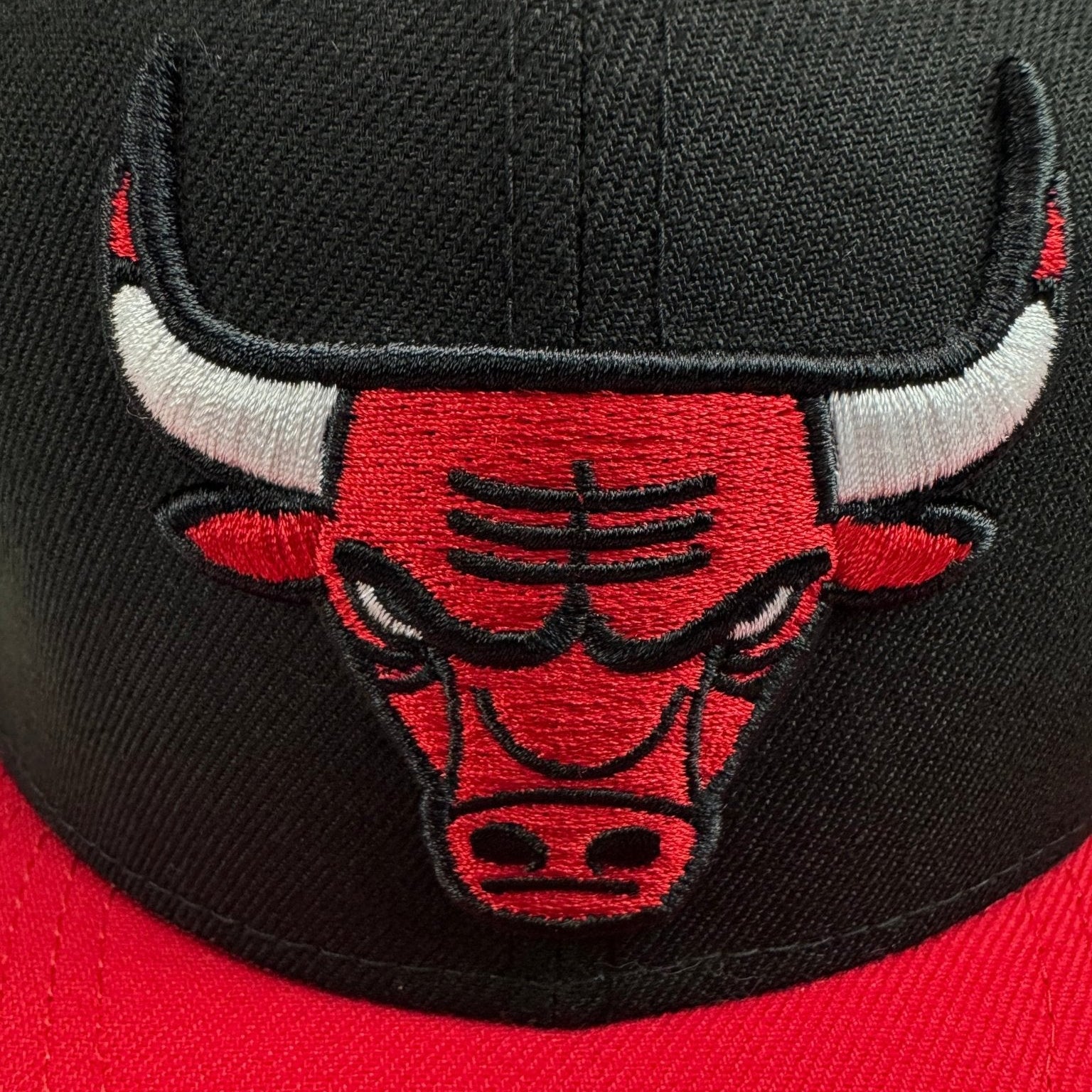 New Era 59FIFTY Chicago Bulls Fitted 7 3/8 - ExclusiveCrowns