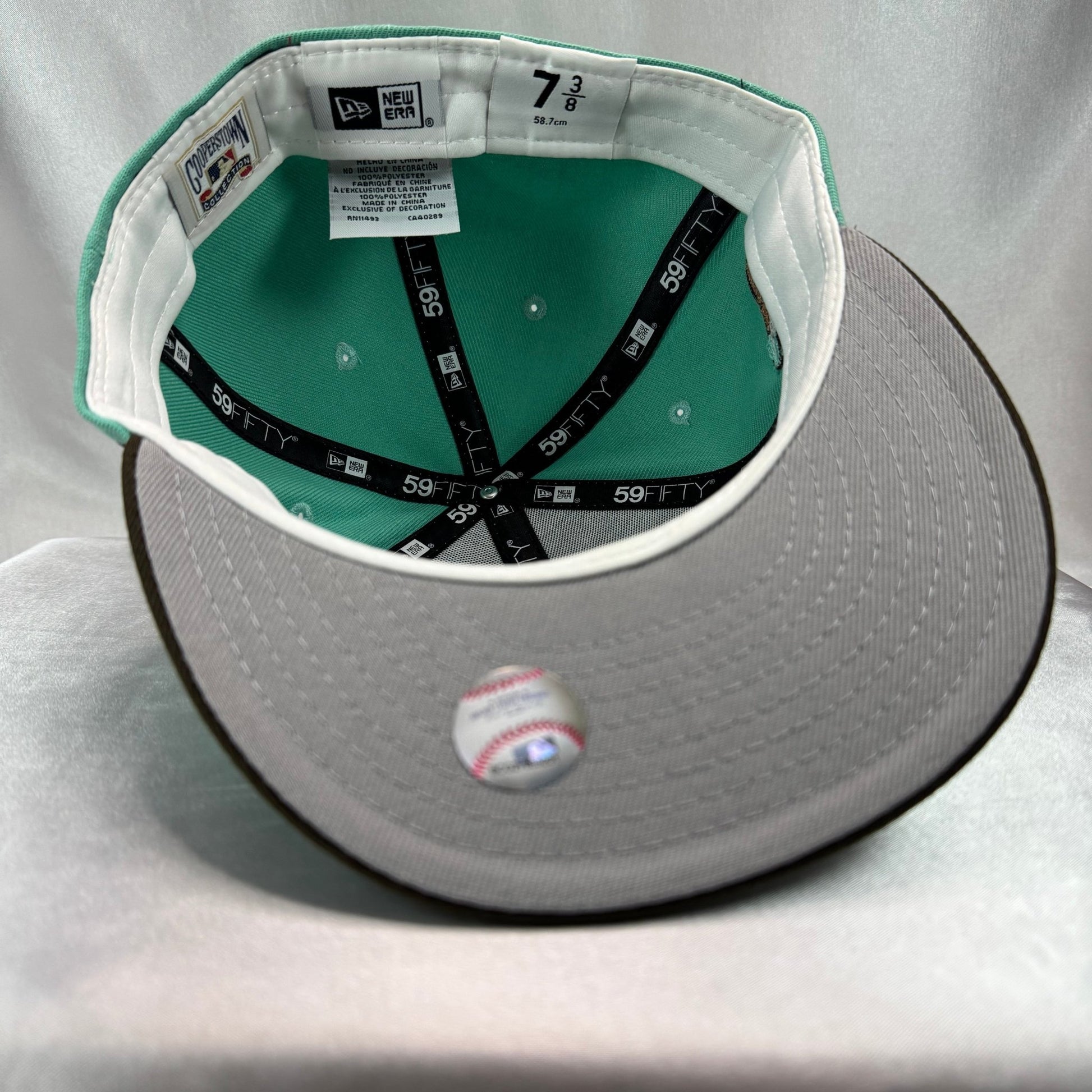 New Era 59FIFTY Cleveland Guardians Fitted 7 3/8 - ExclusiveCrowns