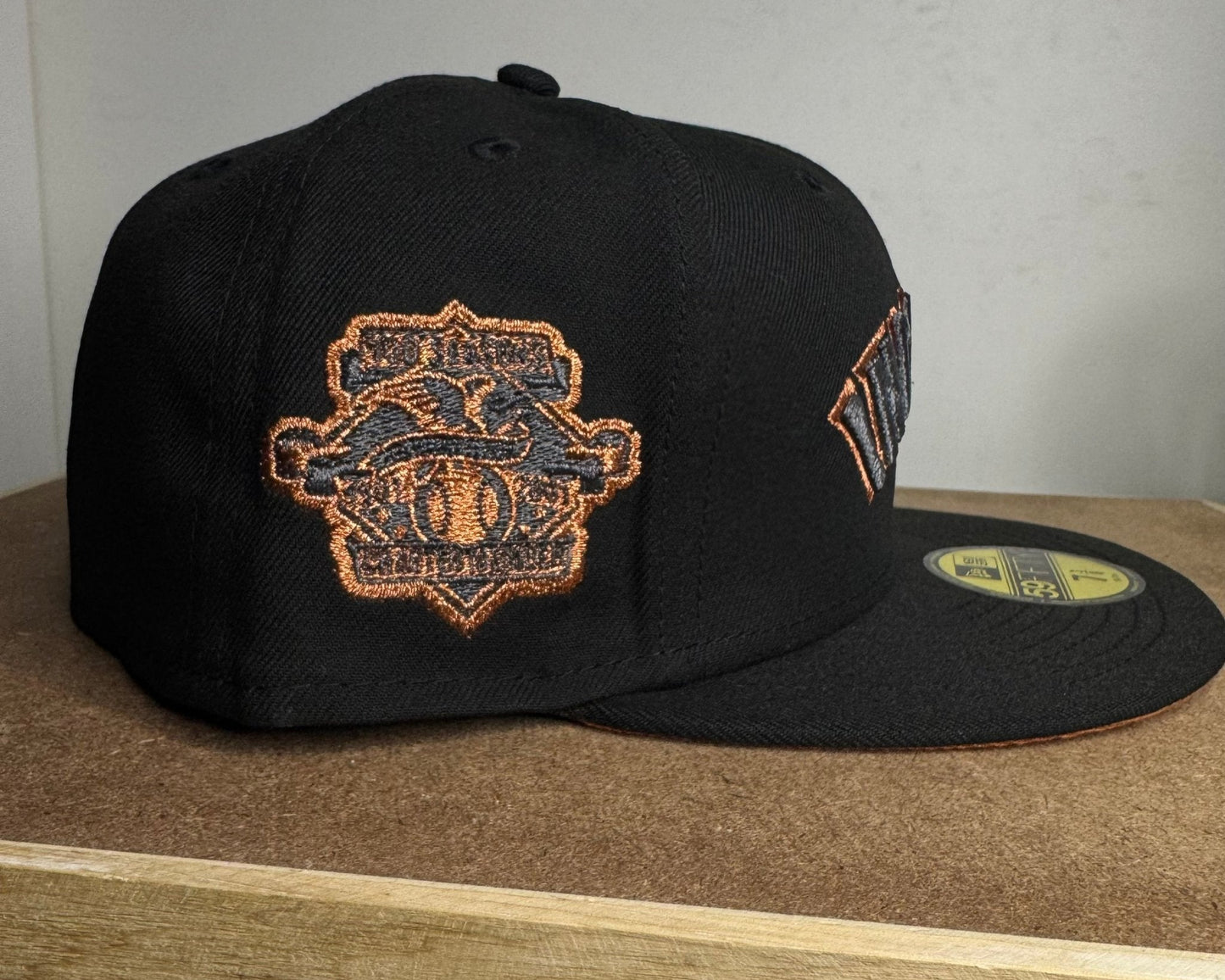 New Era 59FIFTY Cleveland Indians Fitted 7 3/8 - ExclusiveCrowns