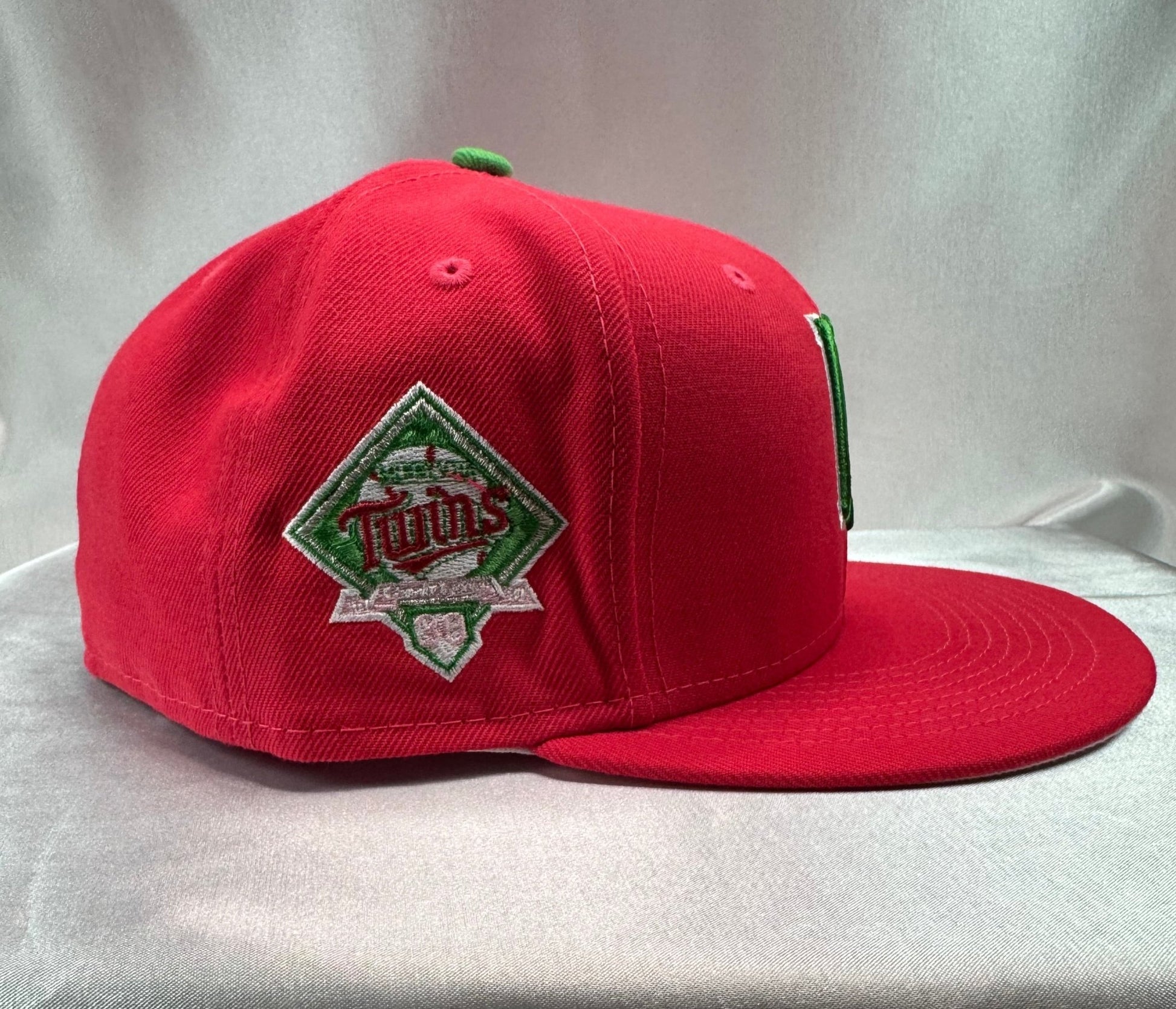 New Era 59FIFTY Minnesota Twins Fitted 7 3/8 - ExclusiveCrowns