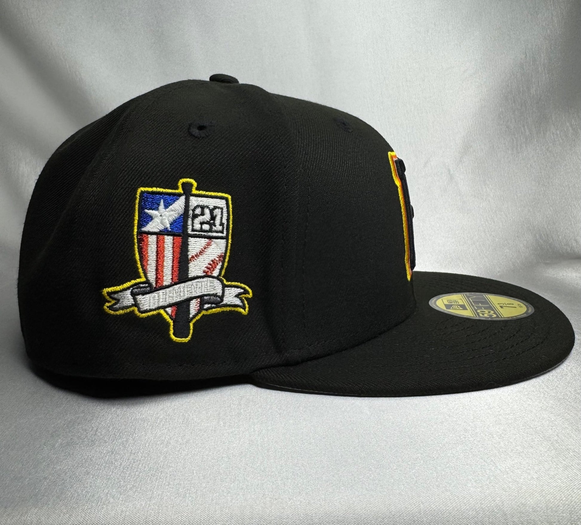 New Era 59FIFTY Pittsburg Pirates Fitted 7 3/8 - ExclusiveCrowns