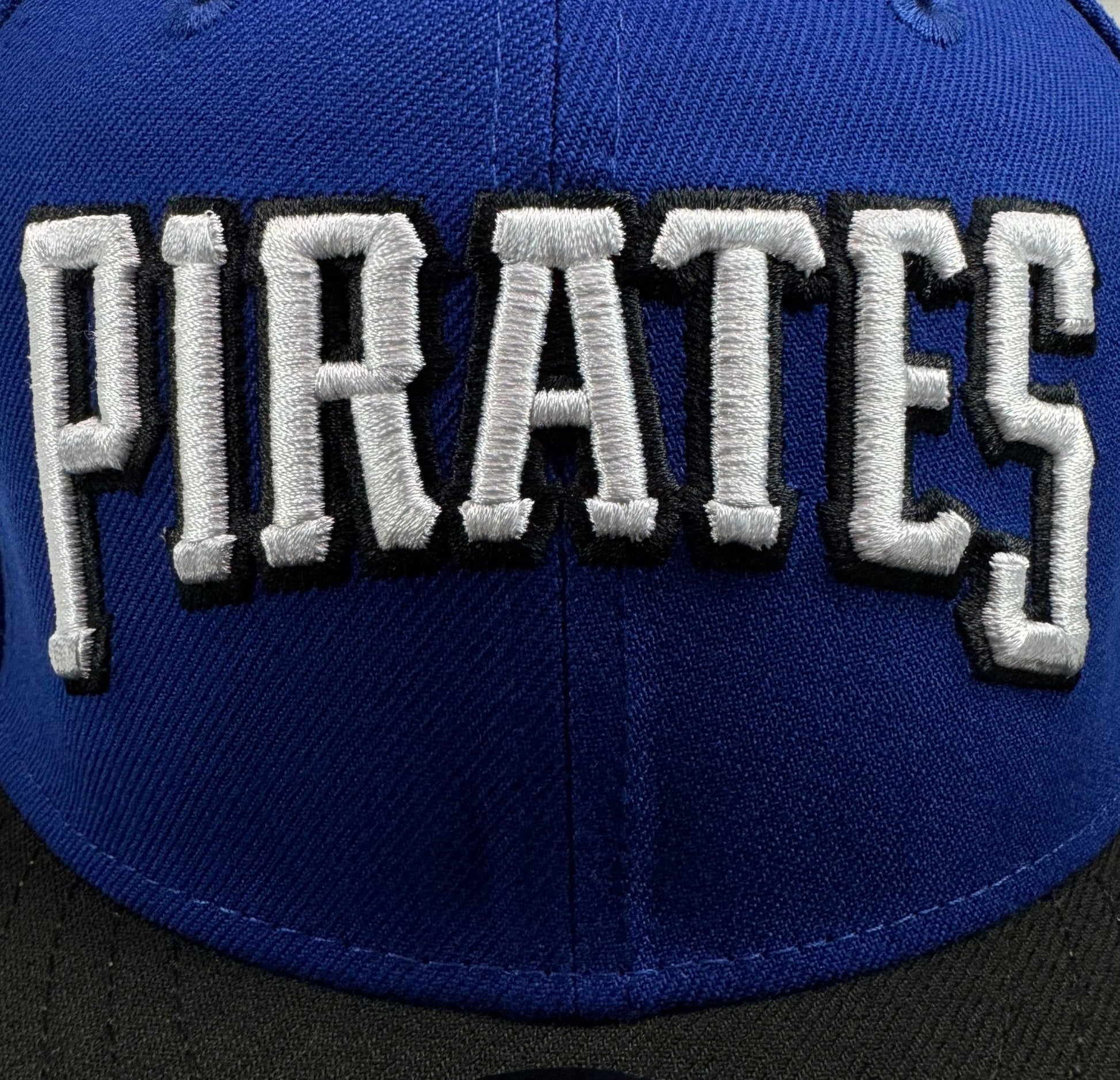 New Era 59FIFTY Pittsburg Pirates Fitted 7 3/8 - ExclusiveCrowns