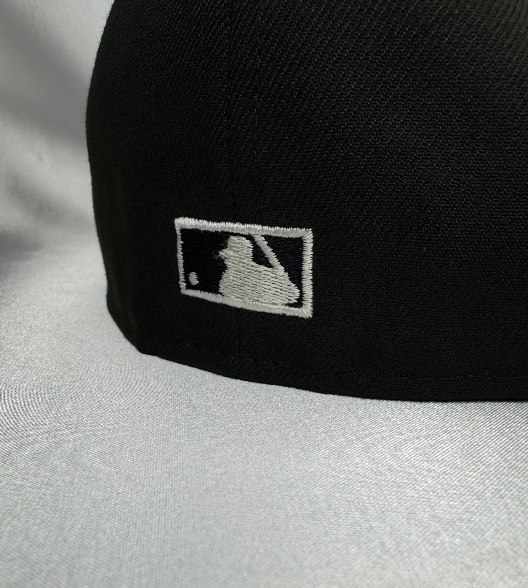 New Era 59FIFTY Pittsburg Pirates Fitted 7 3/8 - ExclusiveCrowns