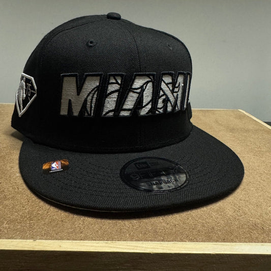 New Era 9FIFTY Miami Heat Snapback Adjustable - ExclusiveCrowns