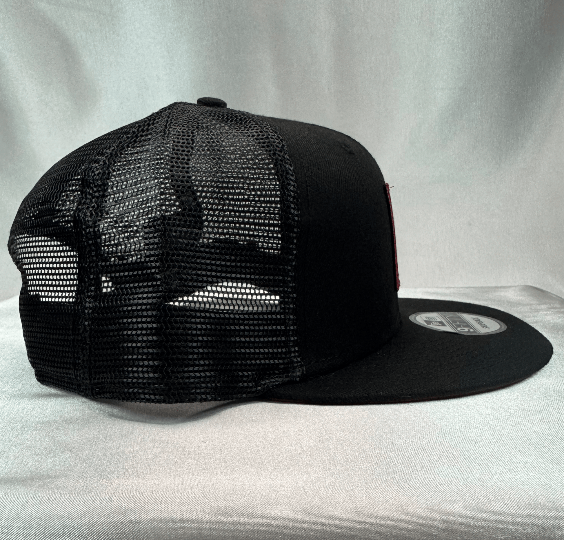 New Era 9FIFTY Miami Heat Snapback Adjustable - ExclusiveCrowns