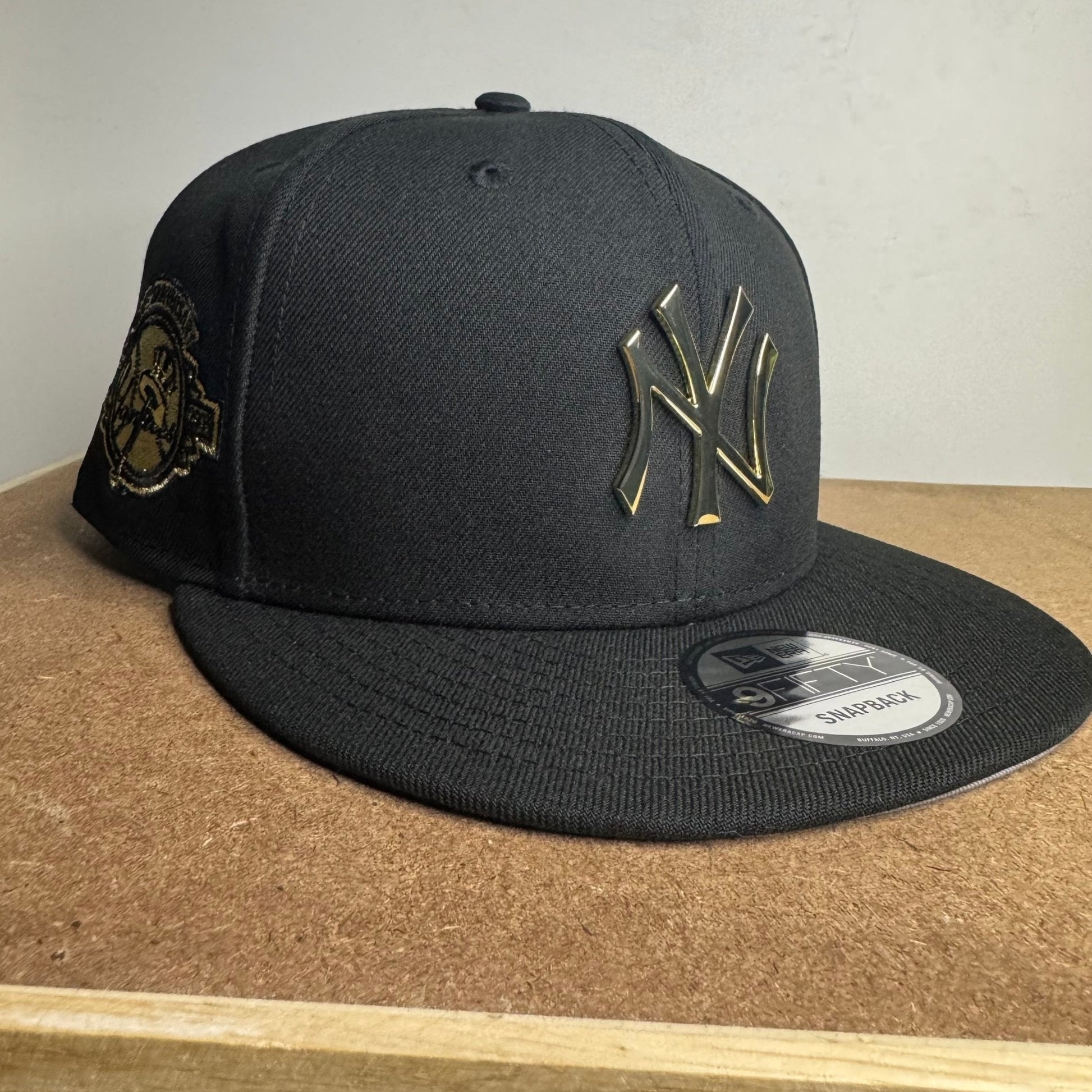 New Era 9FIFTY New York Yankees Adjustable - ExclusiveCrowns