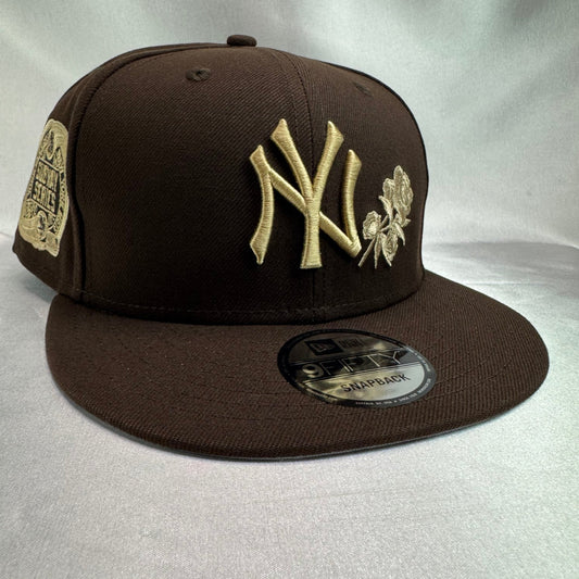 New Era 9Fifty New York Yankees Adjustable Snapback - ExclusiveCrowns
