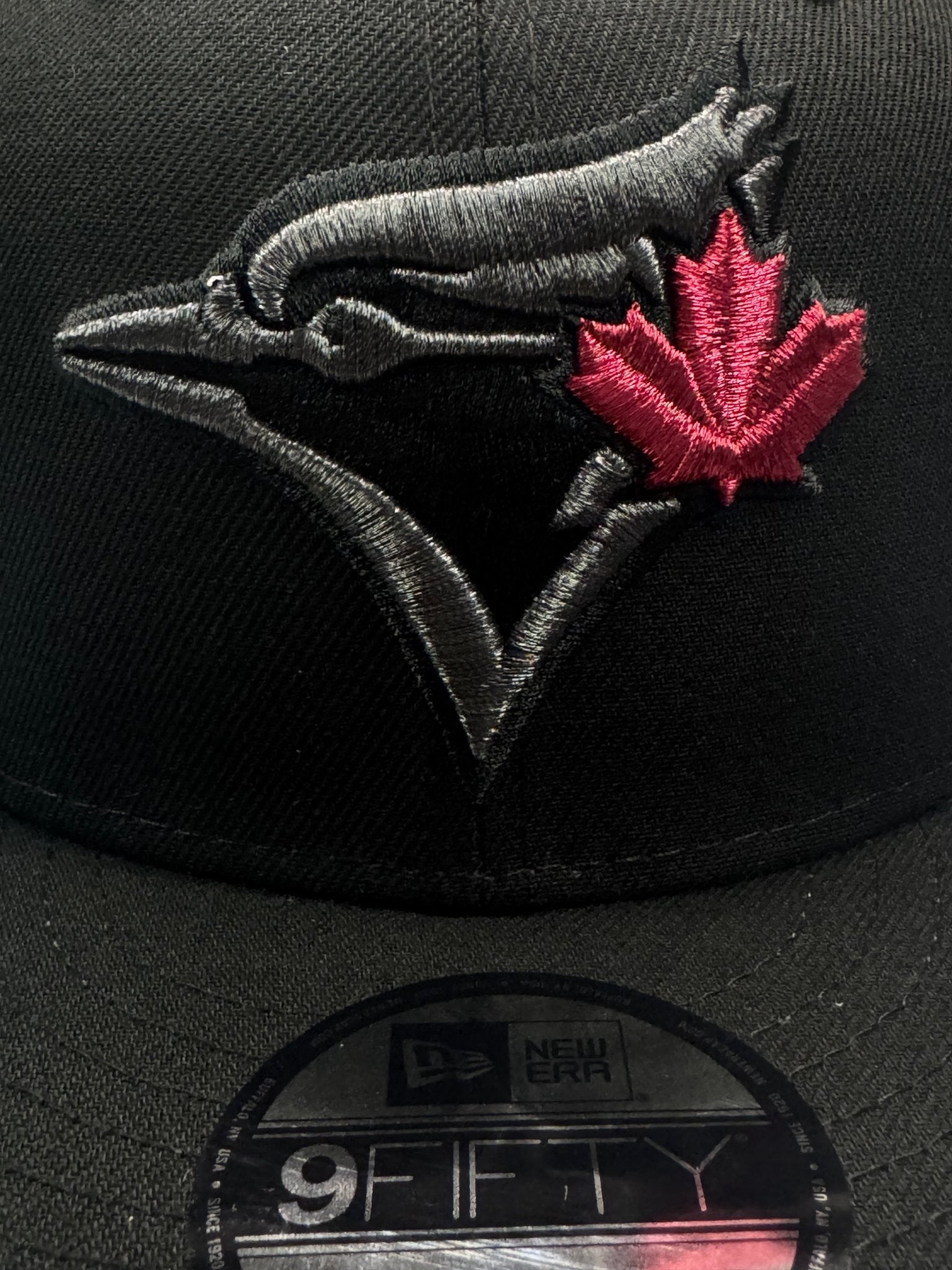 New Era 9Fifty Toronto Blue Jays Adjustable Snapback - ExclusiveCrowns