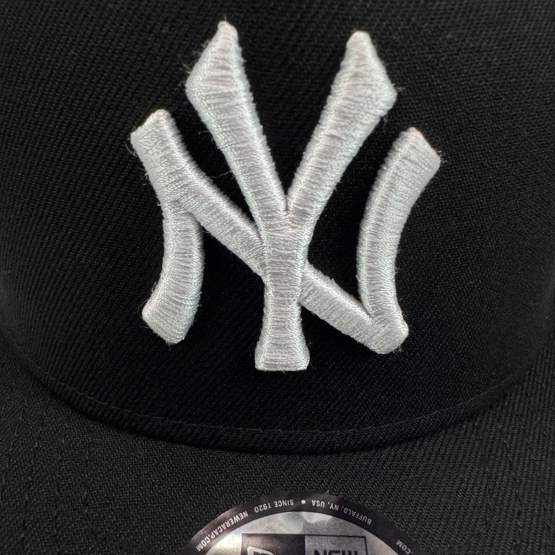 New Era 9FORTY New York Yankees Adjustable - ExclusiveCrowns
