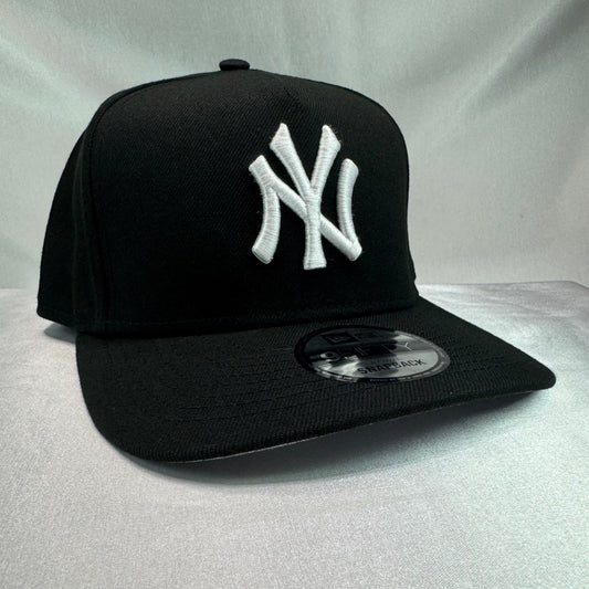 New Era 9FORTY New York Yankees Adjustable - ExclusiveCrowns
